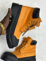 Preto / Laranja / Cinzento