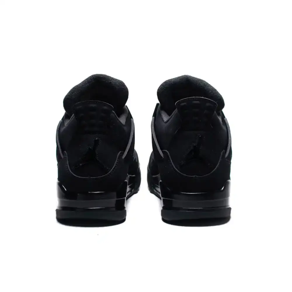 Tênis Air Jordan 4 Retro