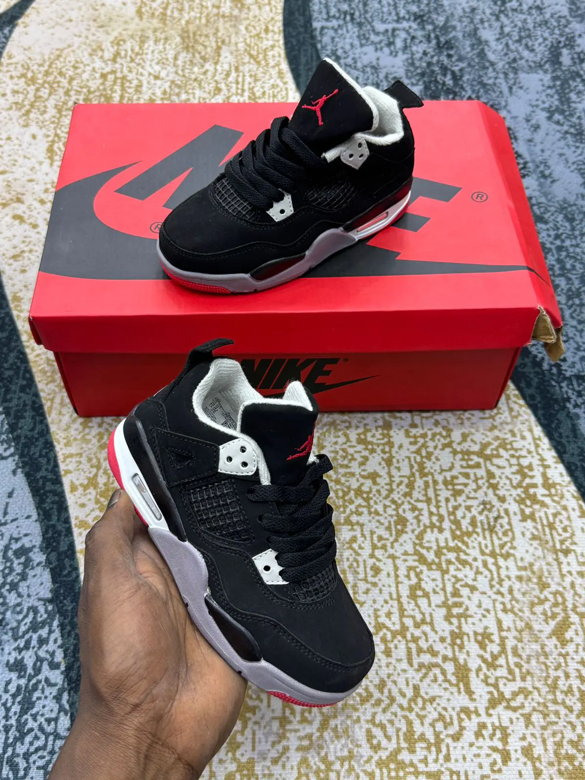 Tênis Nike Air Jordan 4 Retro Infantil