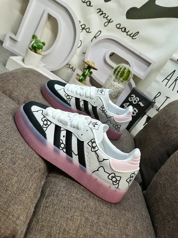 Tênis Adidas Samba Hello Kitty - Edição Limitada