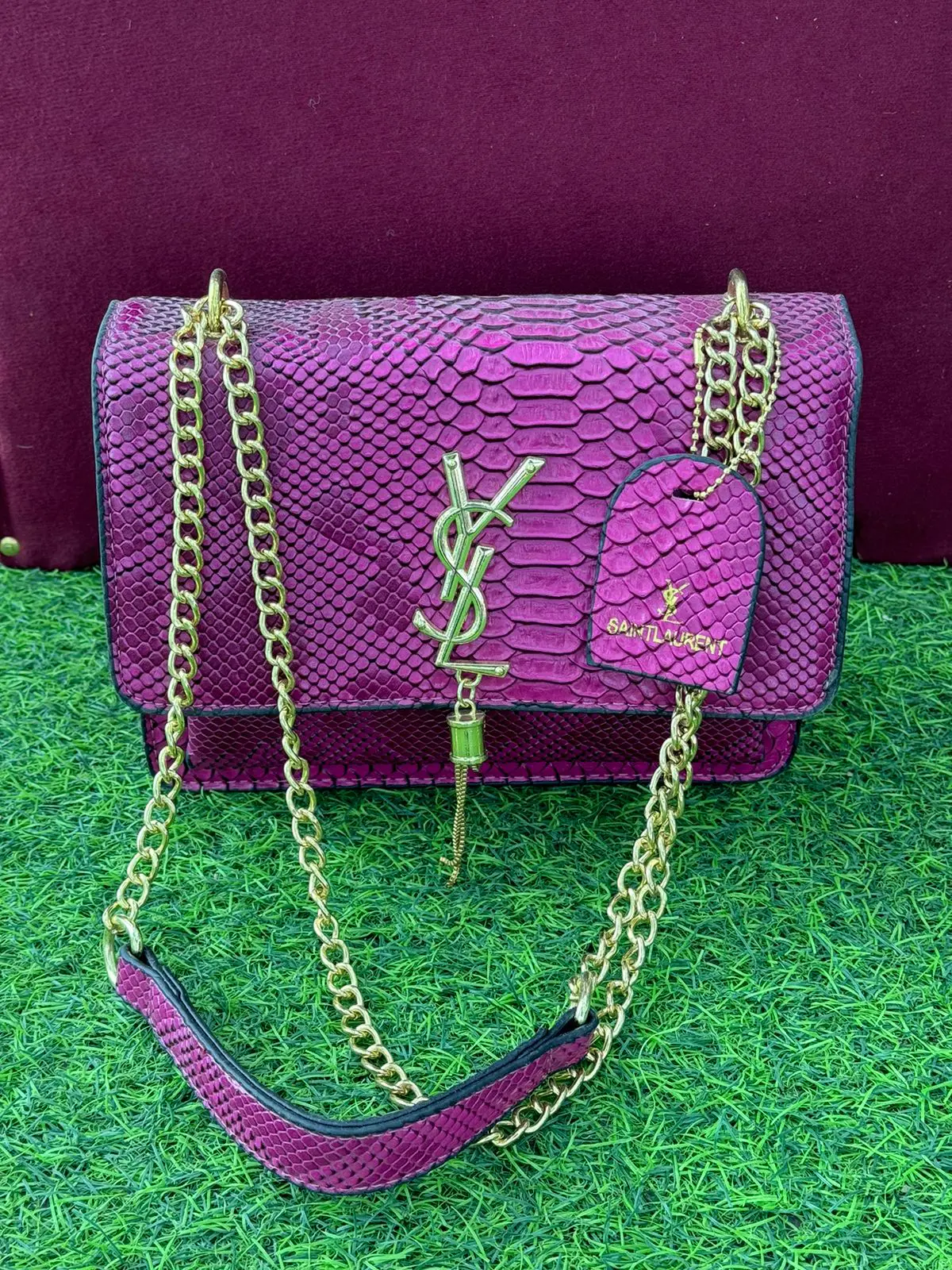 Bolsa Saint Laurent Texturizada Roxo