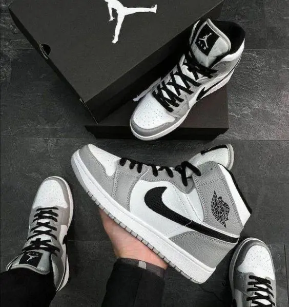 Tênis Nike Air Jordan 1 Mid - Sapatilhas para Mulher