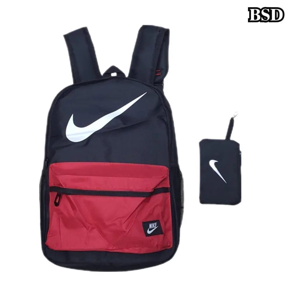 Mochila Nike Esportiva com Estojo