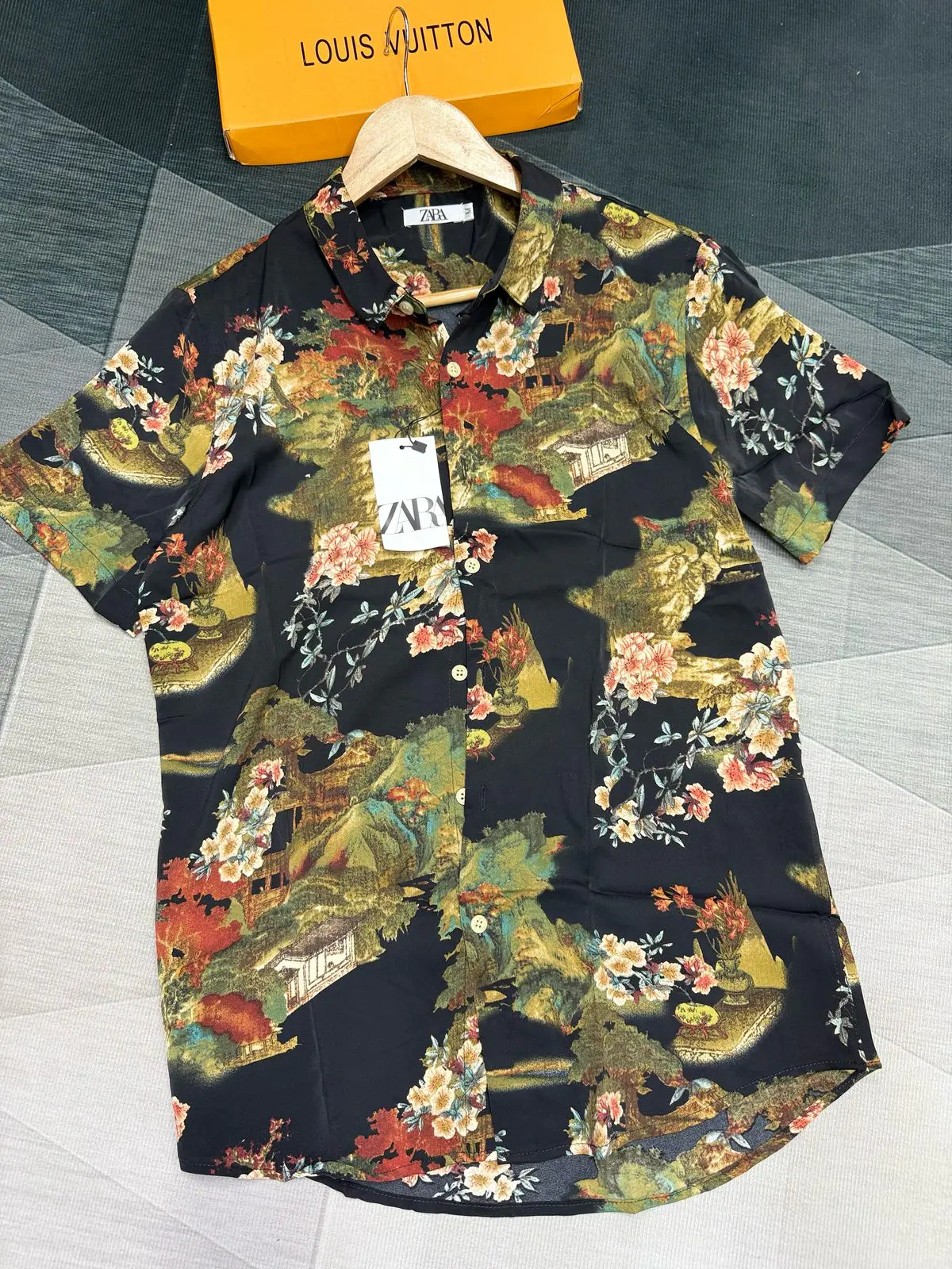 Camisa Masculina Estampada Floresta Montanhosa Zara