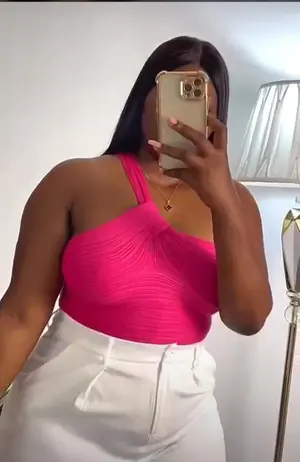 Top Assimétrico Elegance