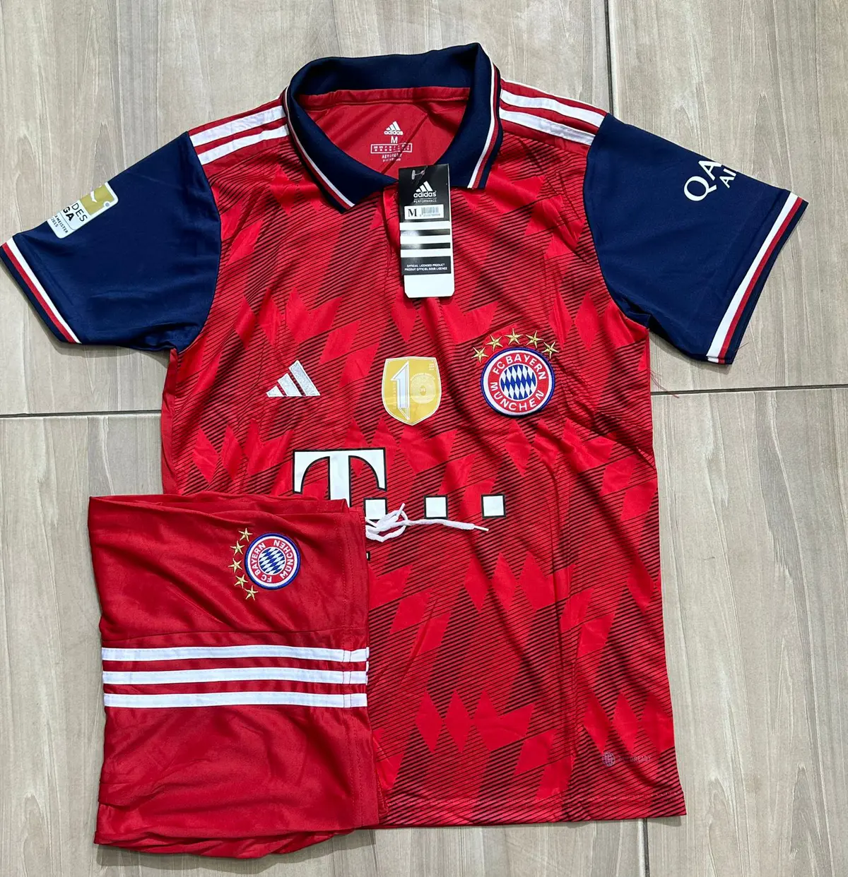 Conjunto Equipamento Oficial Bayern de Munique 2023/2024 - 2 Peças