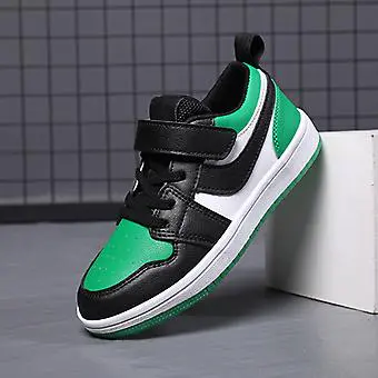 Tênis Infantil Respirável para Skateboarding Unissex Preto e Verde M982