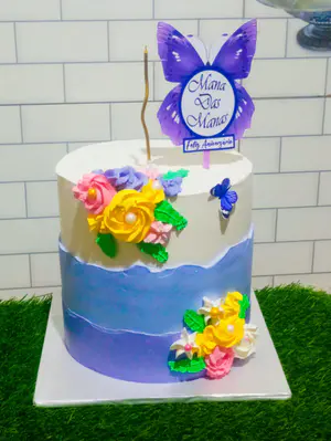 Bolo Comemorativo Mana das Manas