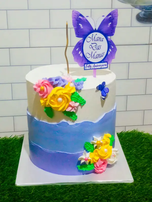 Bolo Comemorativo Mana das Manas