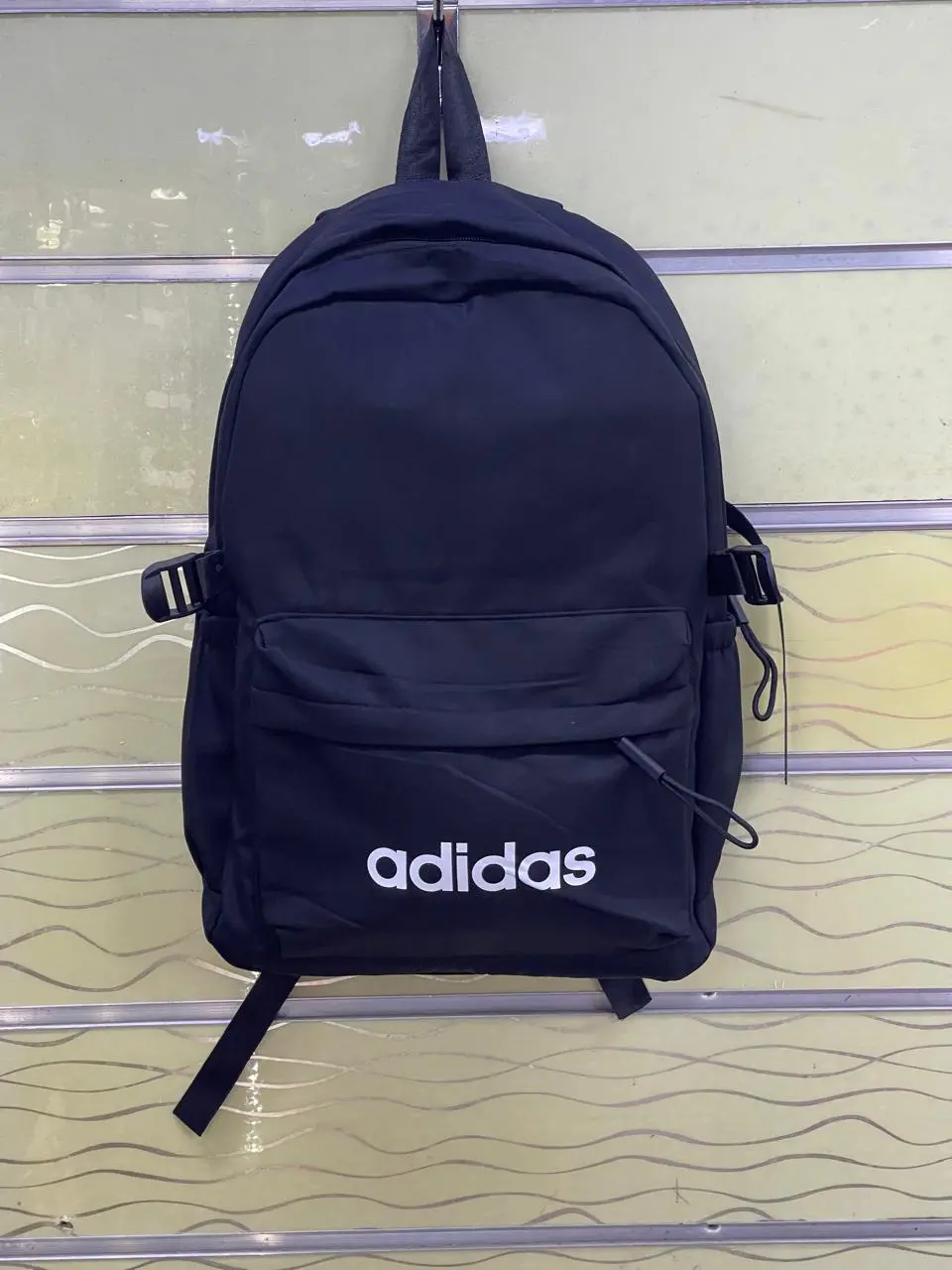 Mochila Preta Adidas Clássica