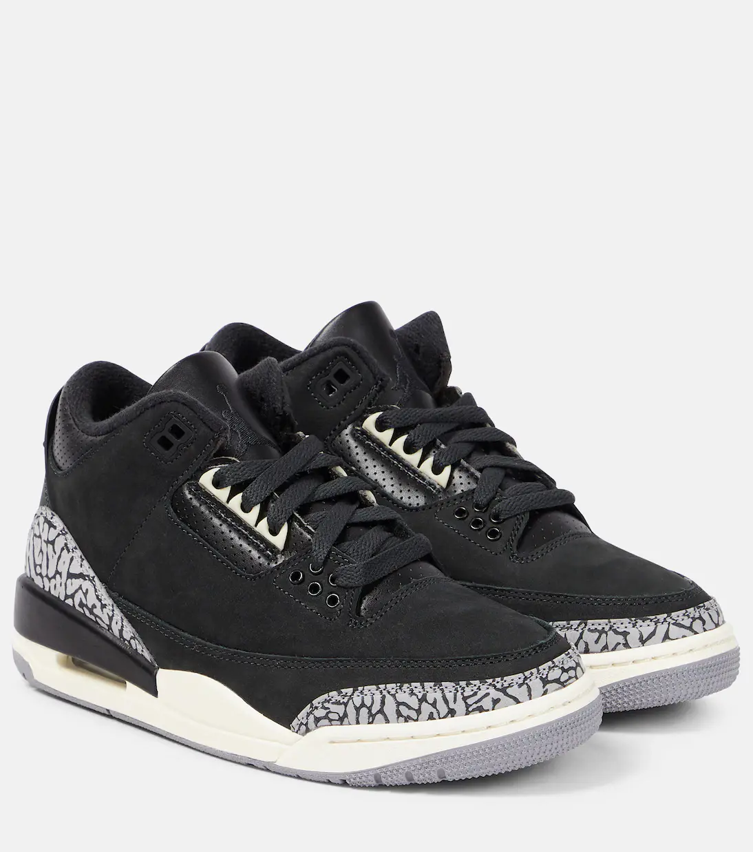 Tênis Air Jordan 3 Retro