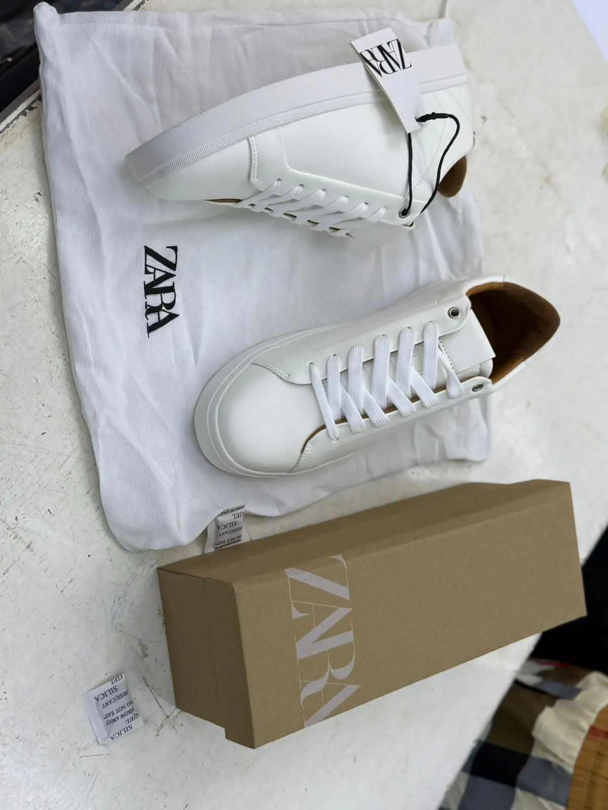 Tênis Elegante LEATHER TRAINERS ZARA