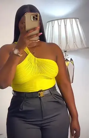 Top Assimétrico Elegance