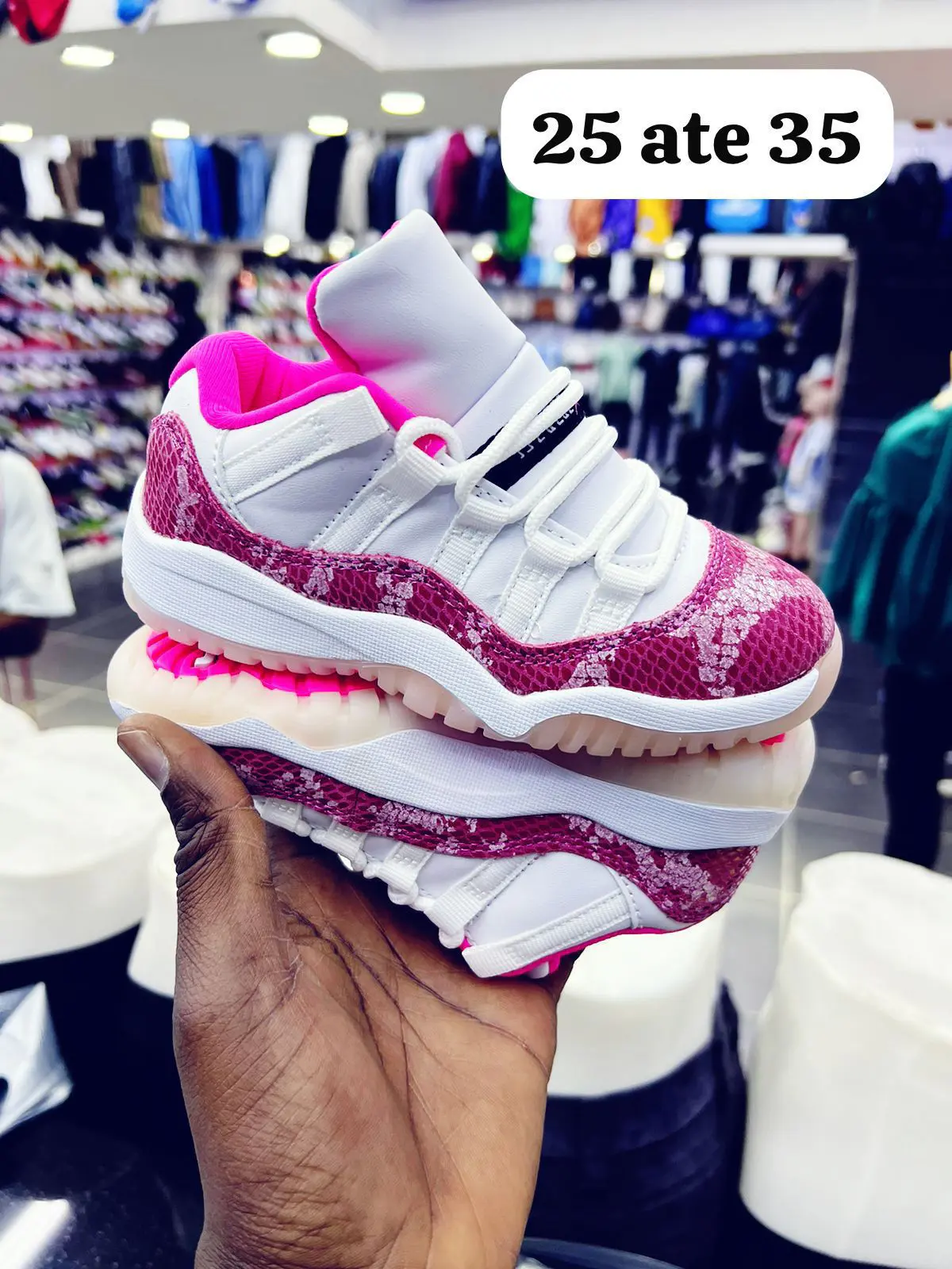 Tênis Air Jordan 11 Retro Low Navy Infantil