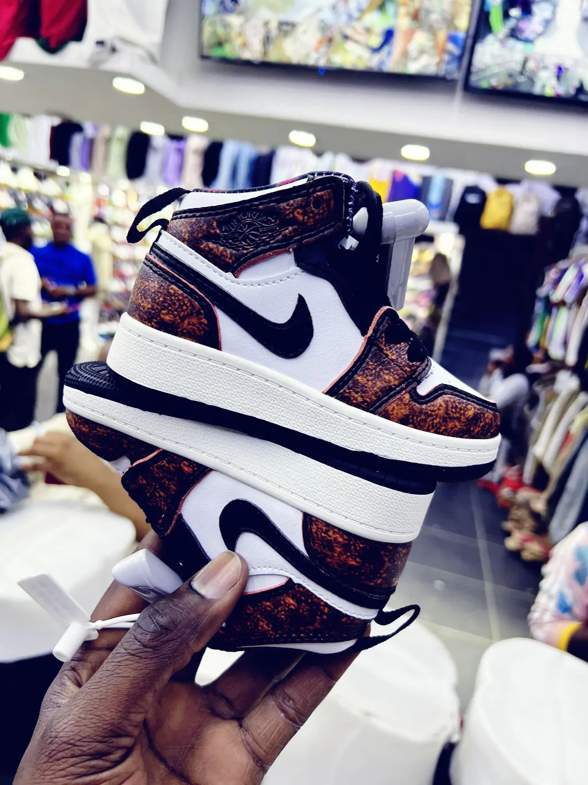 Tênis Air Jordan 1 High OG Sunset Edition
