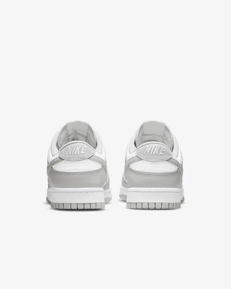 Tênis Nike Dunk Low Retro 