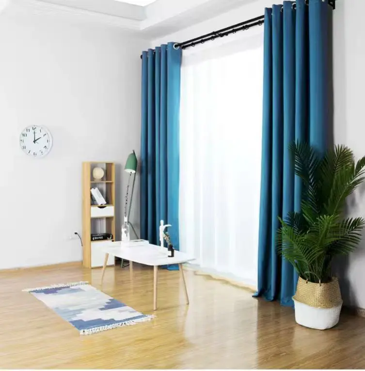 Cortina Blackout Elegante com Ilhós