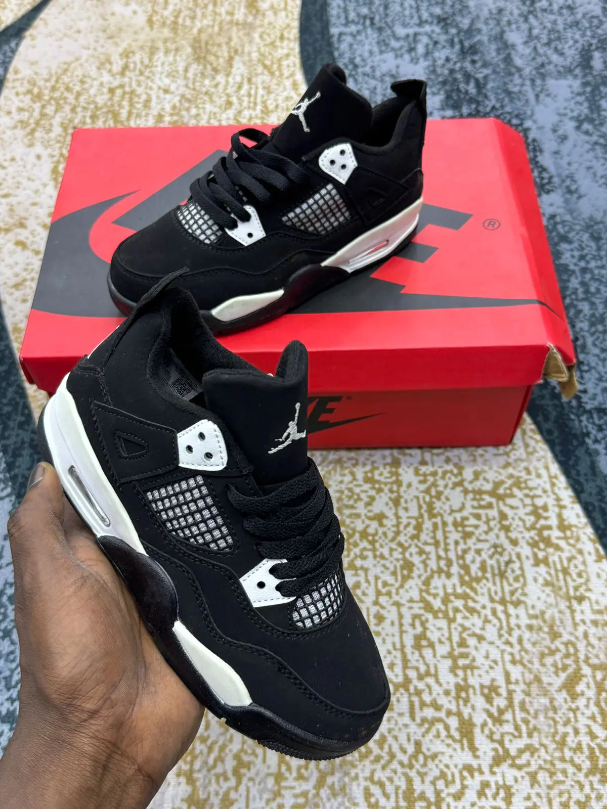 Tênis Nike Air Jordan 4 Retro Infantil
