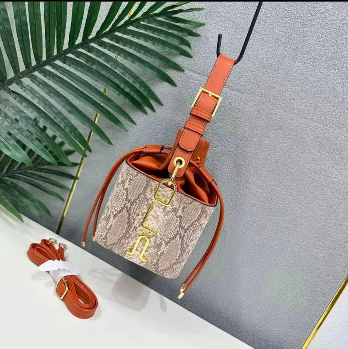 Bolsa Feminina Versátil para Casual, Trabalho e Viagem