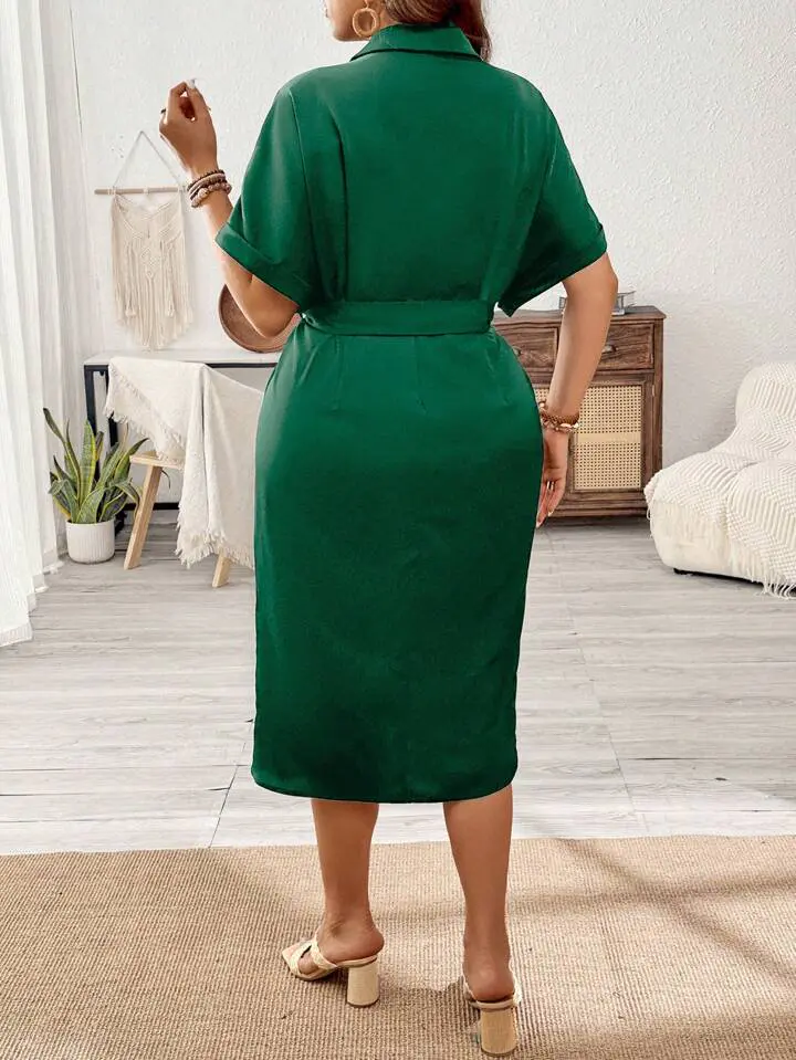 Vestido Casual Verde Escuro com Botões e Cinto Franzido