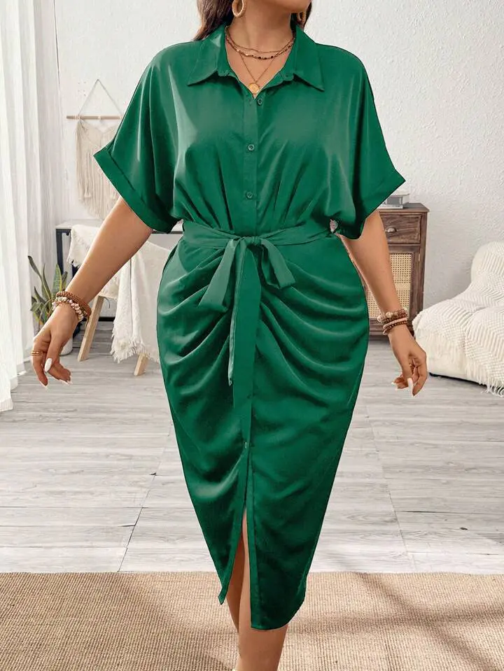 Vestido Casual Verde Escuro com Botões e Cinto Franzido