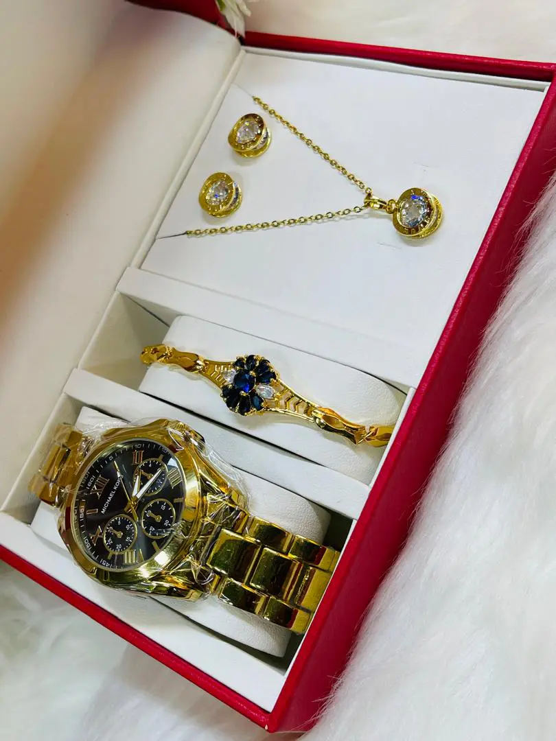 Conjunto de Joias Luxo Dourado - Relógio Michael Kors, Pulseira, Colar e Brincos