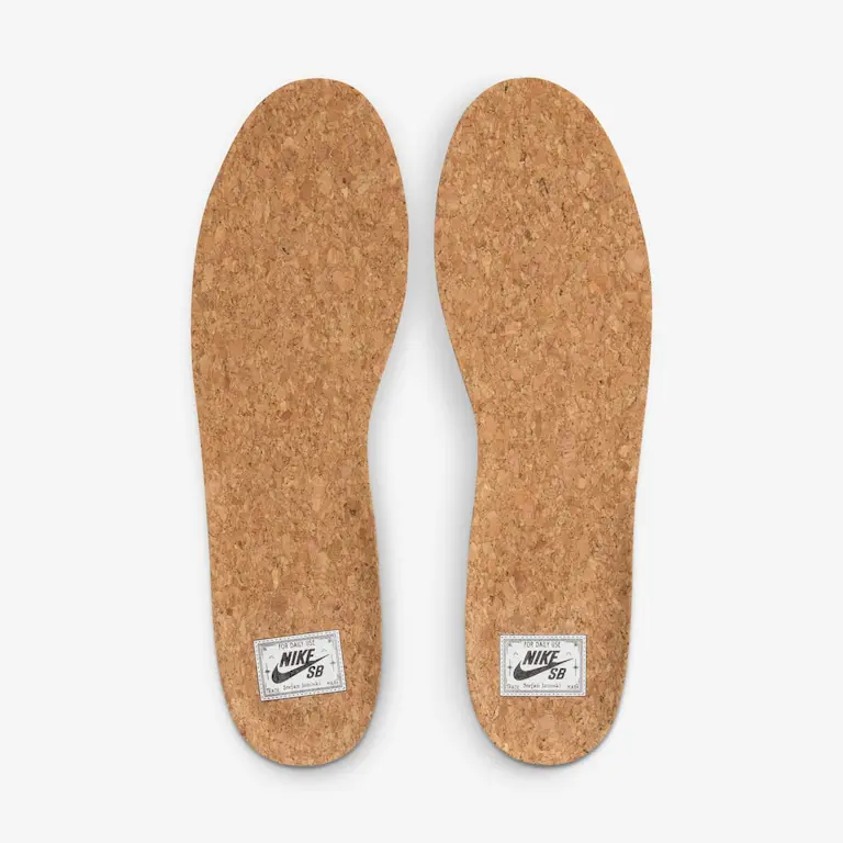 Tênis Nike SB Zoom Janoski OG