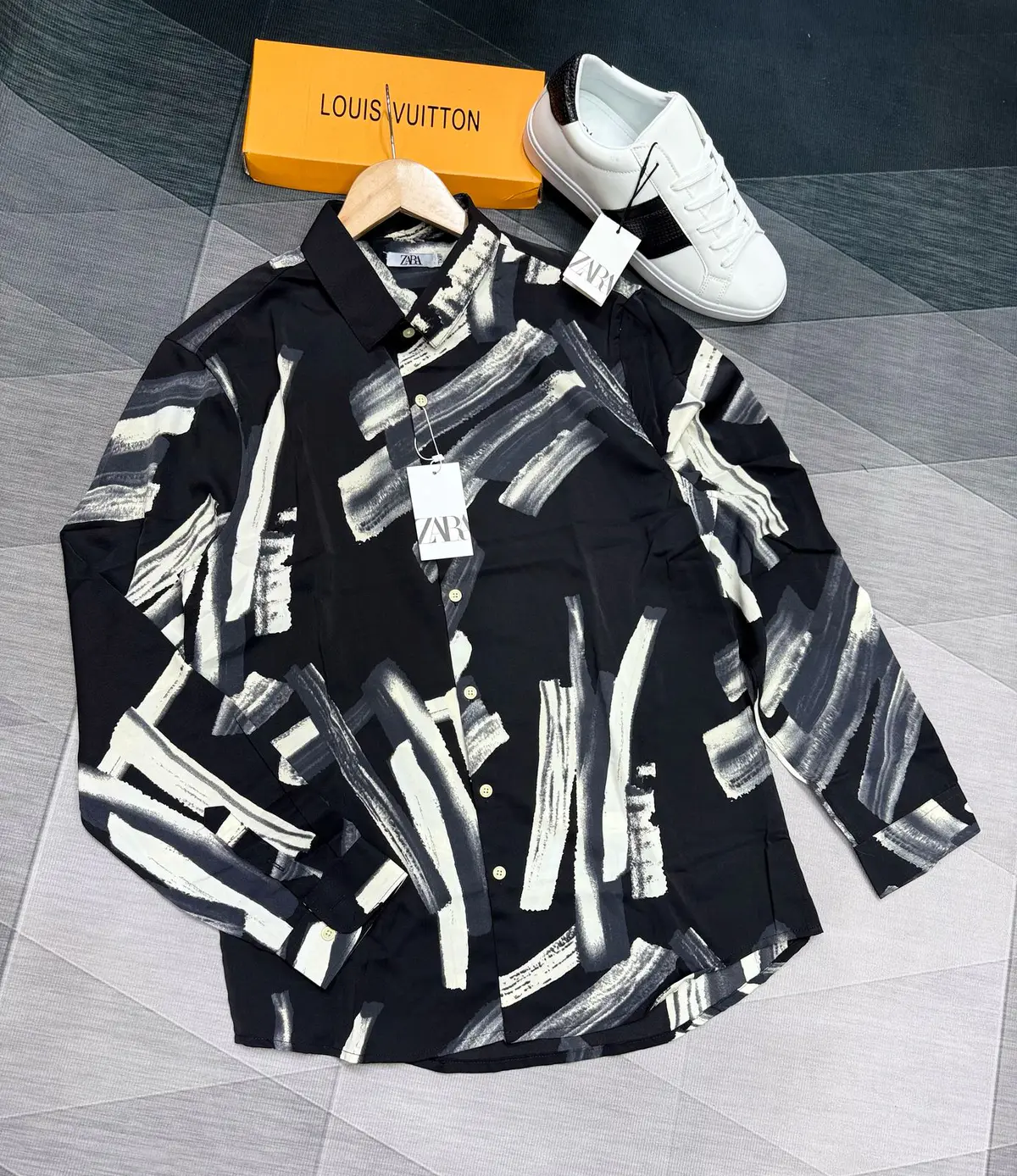 Camisa Estampada Abstrata Zara