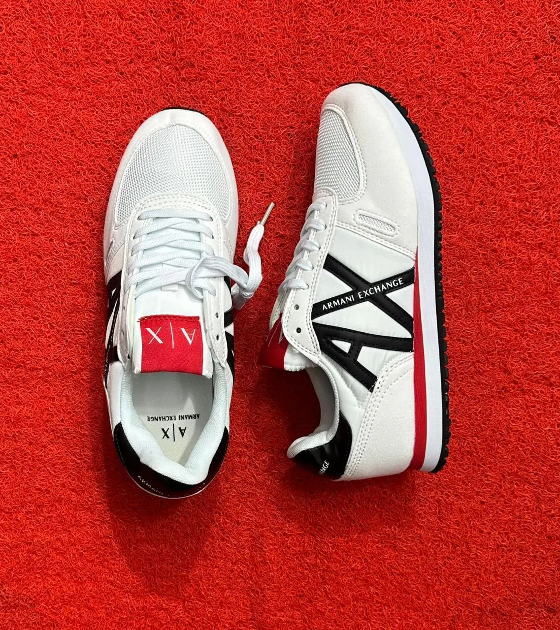 Tênis Armani Exchange Preto e Branco