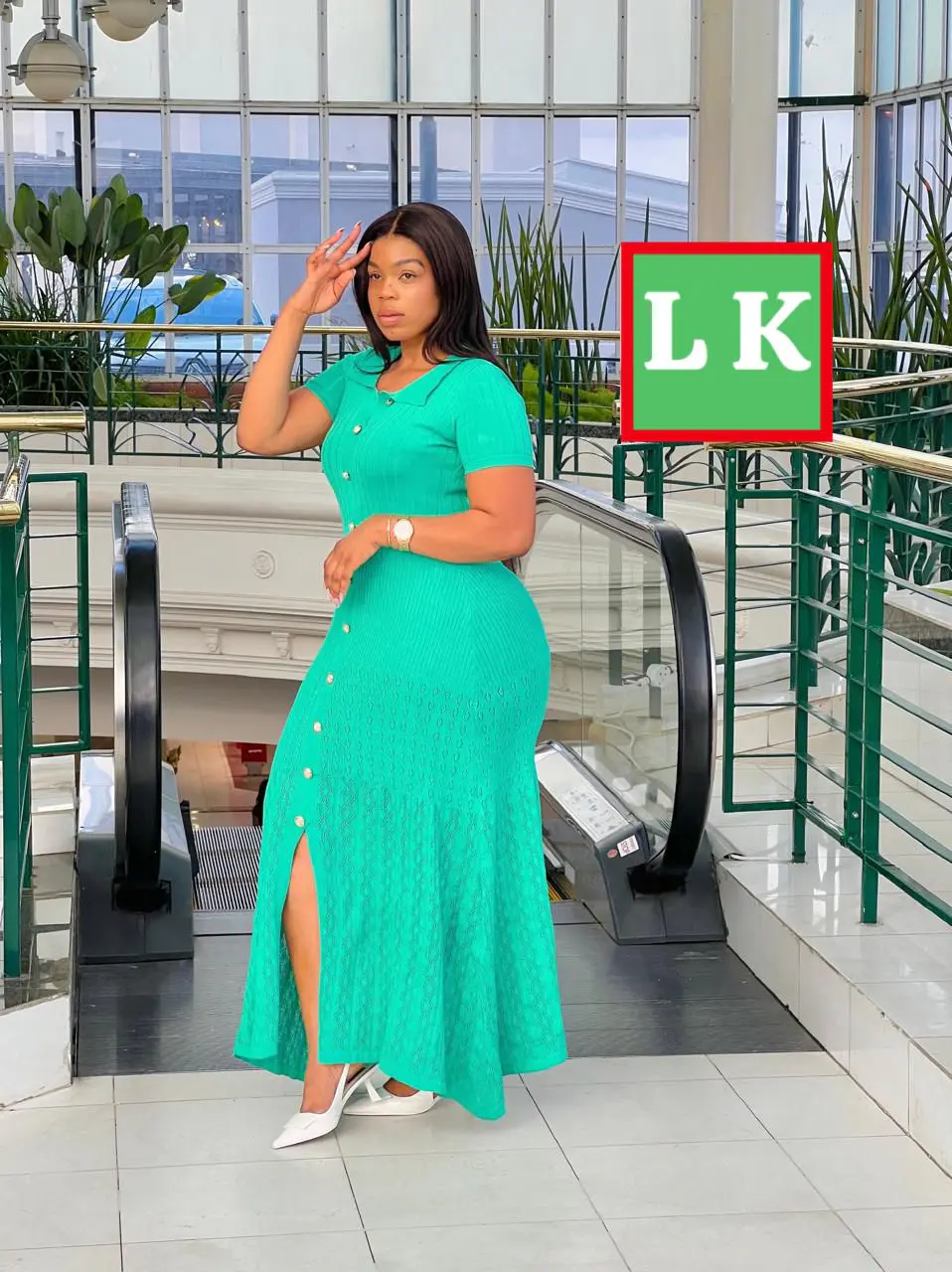 Vestido Midi Canelado Verde com Botões