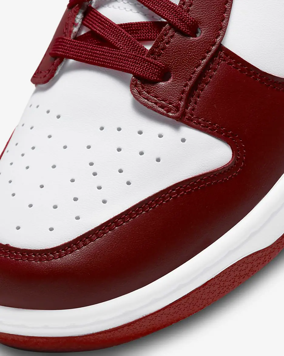 Tênis Nike Dunk Low Retro 
