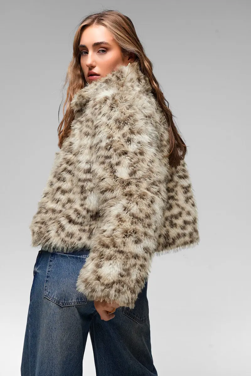Casaco Faux Fur · Senhora