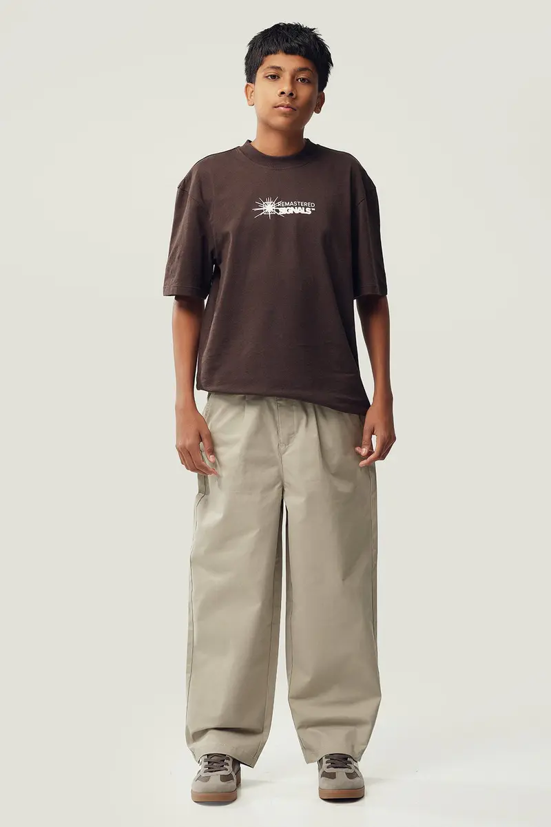 Calças plissado Baggy · Menino