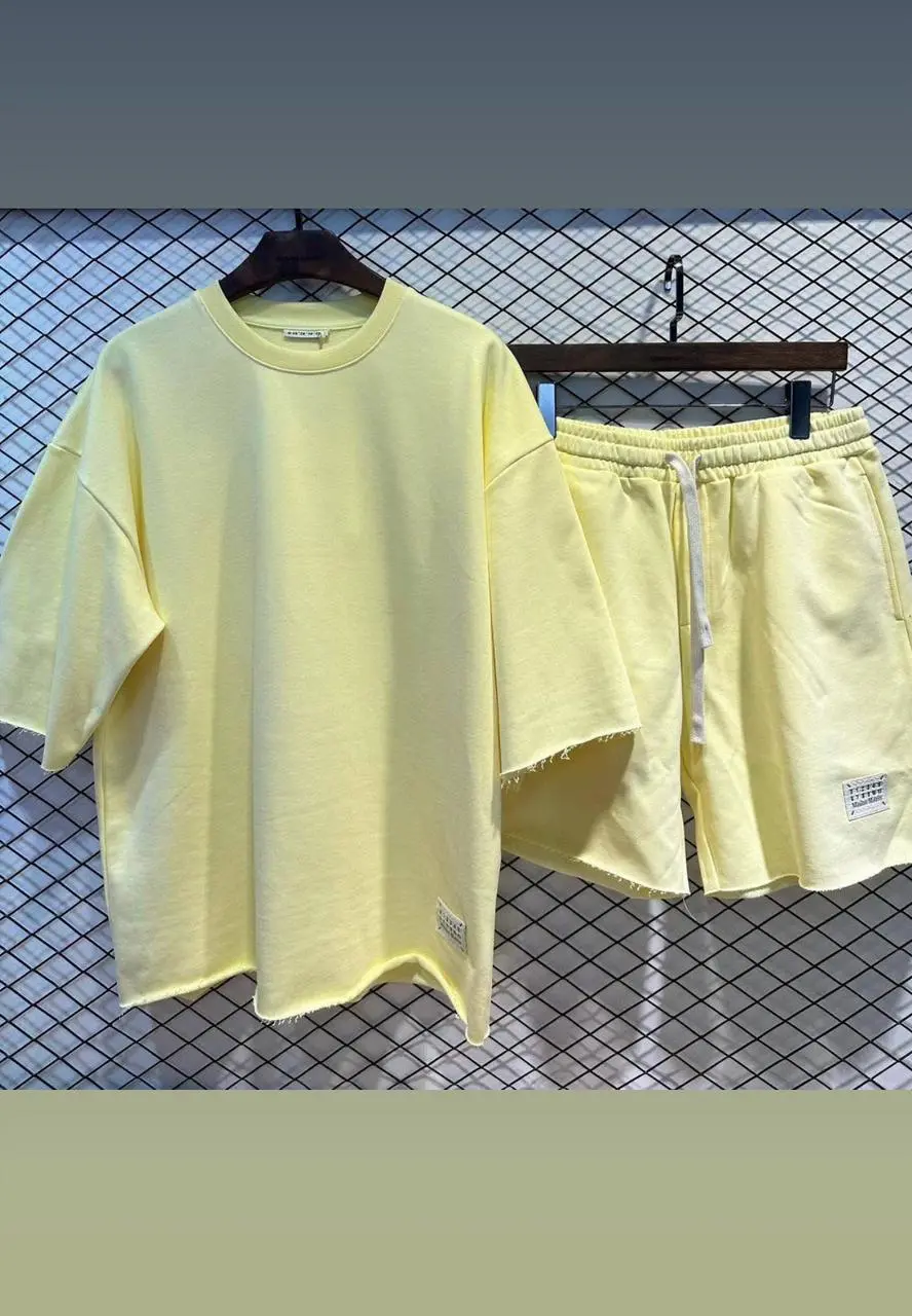 Conjunto Casual Amarelo – Camiseta & calção Conforto e Versatilidade