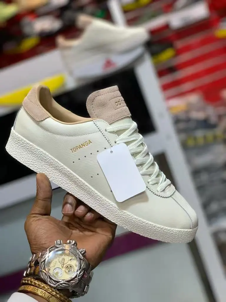 Sapatilhas Adidas Topanga