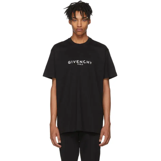 Camiseta Oversized Givenchy Logo Vintage Preta