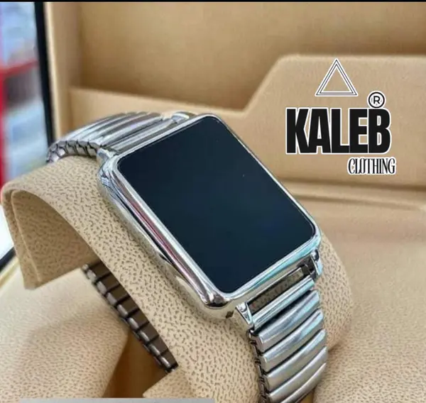 Kit 3 Relógios LED Estilo Clássico – Dourado, Prateado e Preto