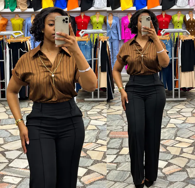 Blusa Feminina Manga Curta Listrada Castanho