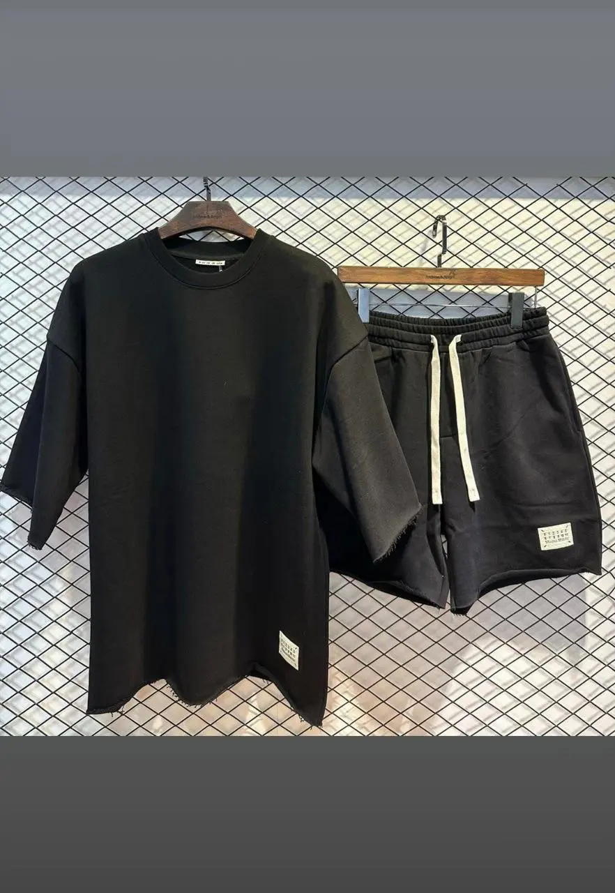 Conjunto Casual Preto – Camiseta & calção Conforto e Versatilidade
