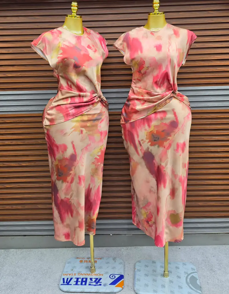 Vestido Midi de Cetim com Estampa Floral