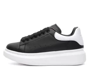 Tênis Alexander McQueen Oversized Sneaker - Preto & Branco