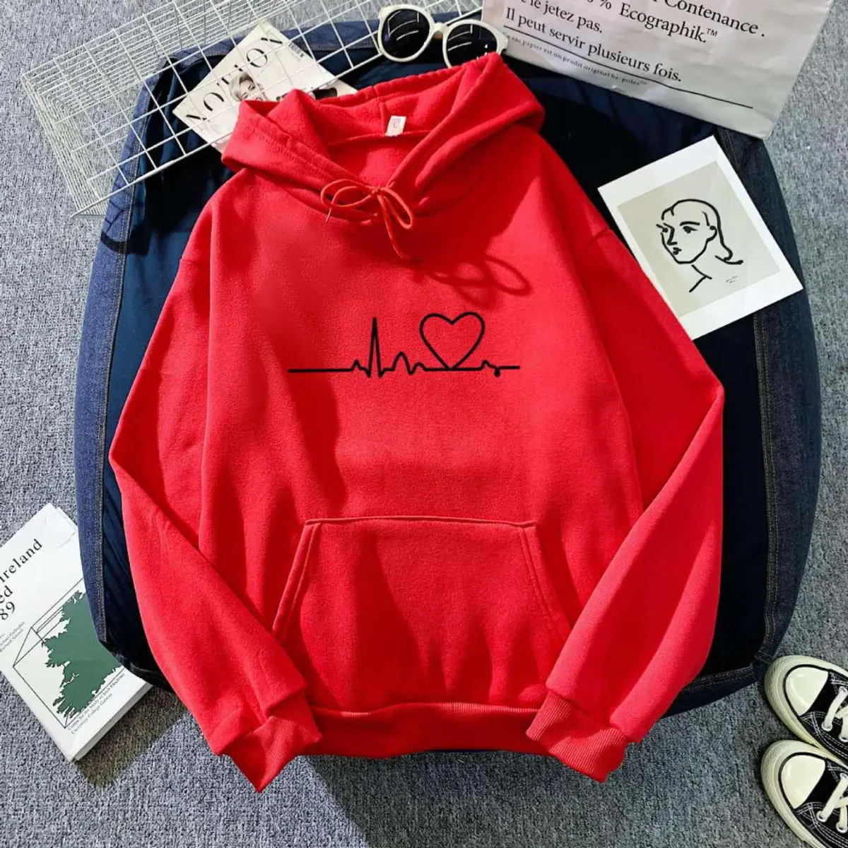 Moletom Rosa com Estampa de Batimentos Cardíacos e Coração  - Camisola