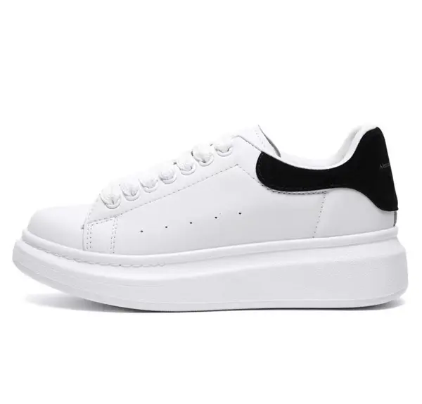 Tênis Alexander McQueen Oversized Sneaker - Branco e Preto 