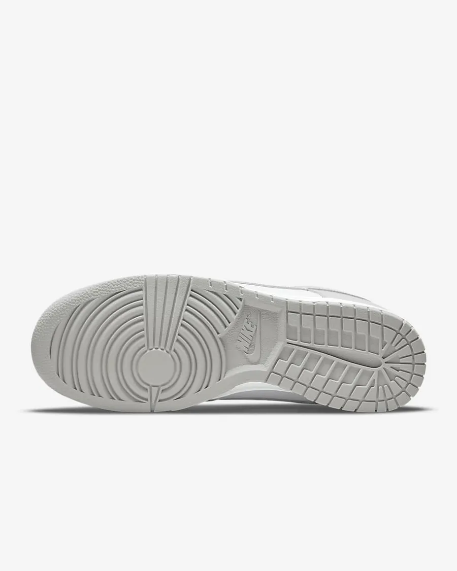 Tênis Nike Dunk Low Retro 