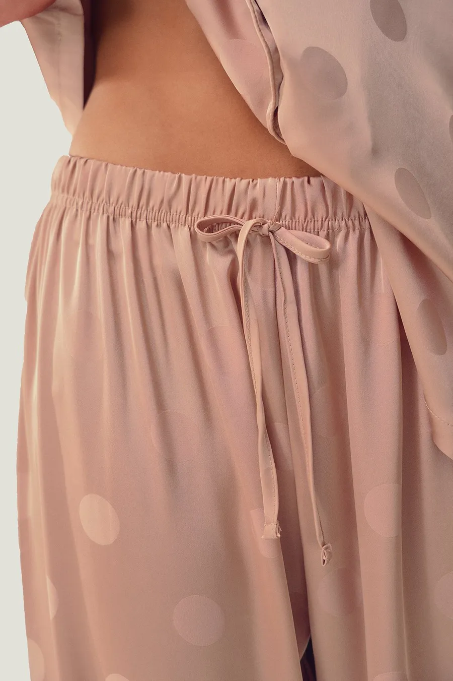 Pijama de cetim · Senhora