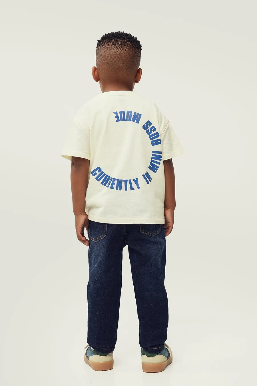 Calças de ganga skinny · Menino