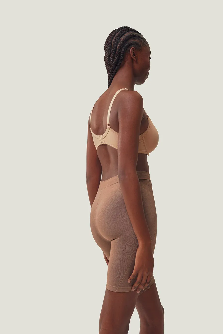 Calções modeladores sem costuras · Senhora