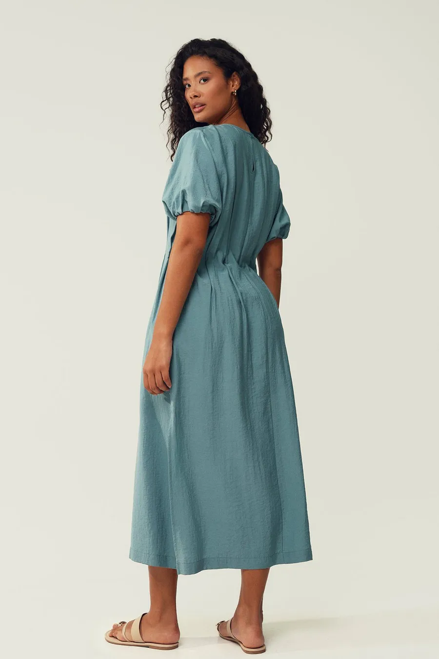 Vestido boca de sino Fit · Senhora · Verde Azulado