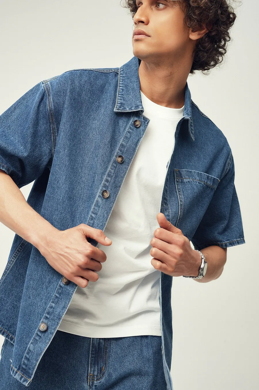 Camisa largo de ganga · Homem · Creme · Modelo 2