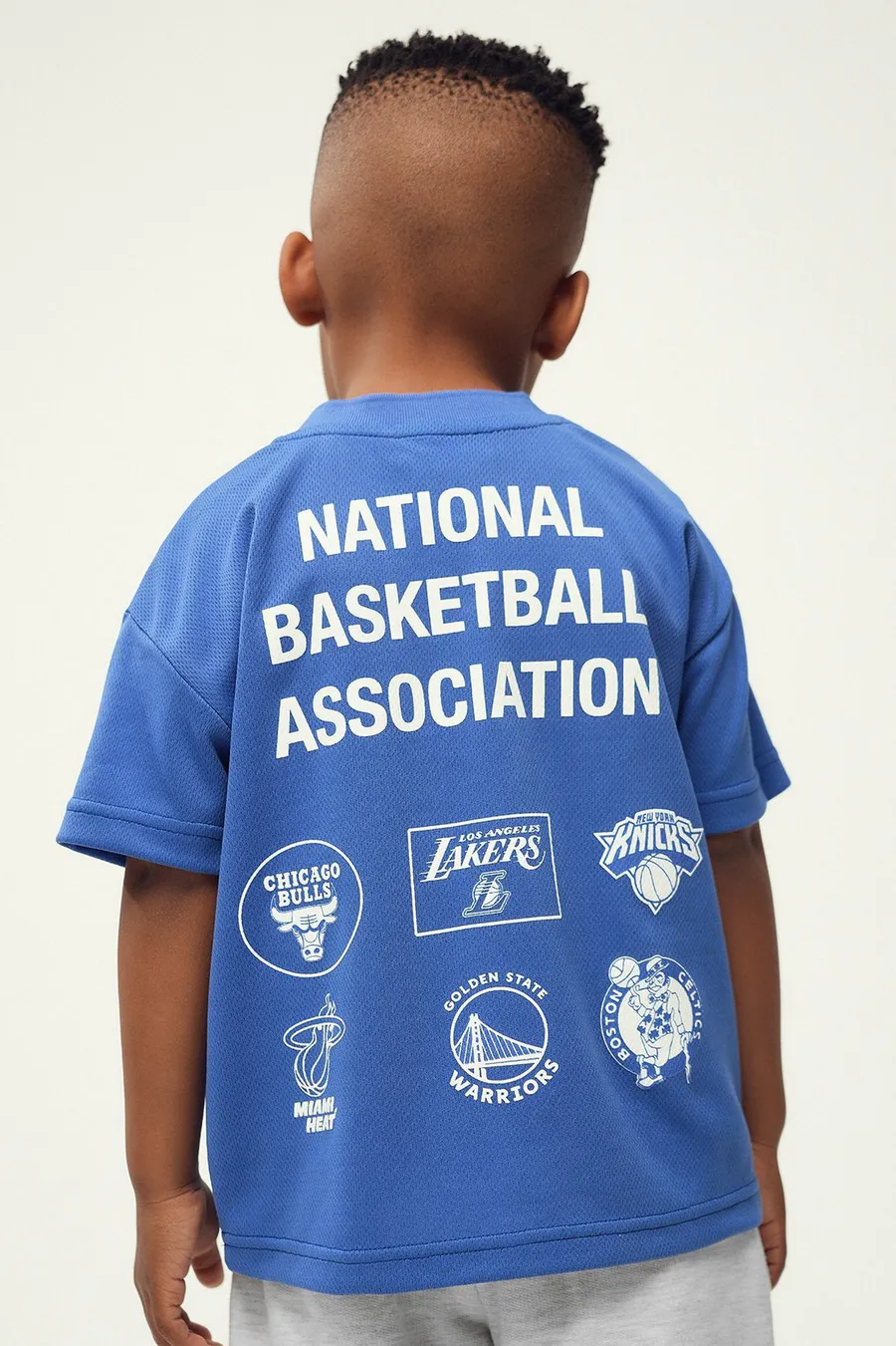 T-shirt NBA Sports · Menino